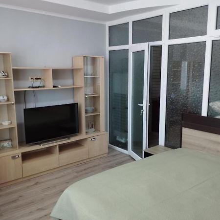 Yalcin Star Residence Apartment 300 Батуми Экстерьер фото