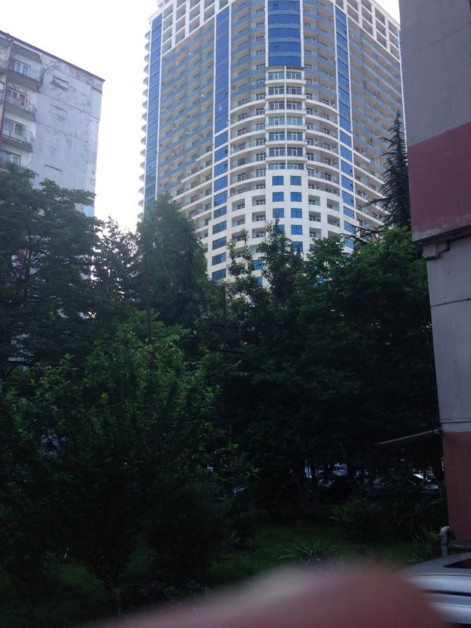 Yalcin Star Residence Apartment 300 Батуми Экстерьер фото